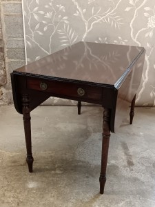 Pembroke Drop Leaf Table (2).jpg